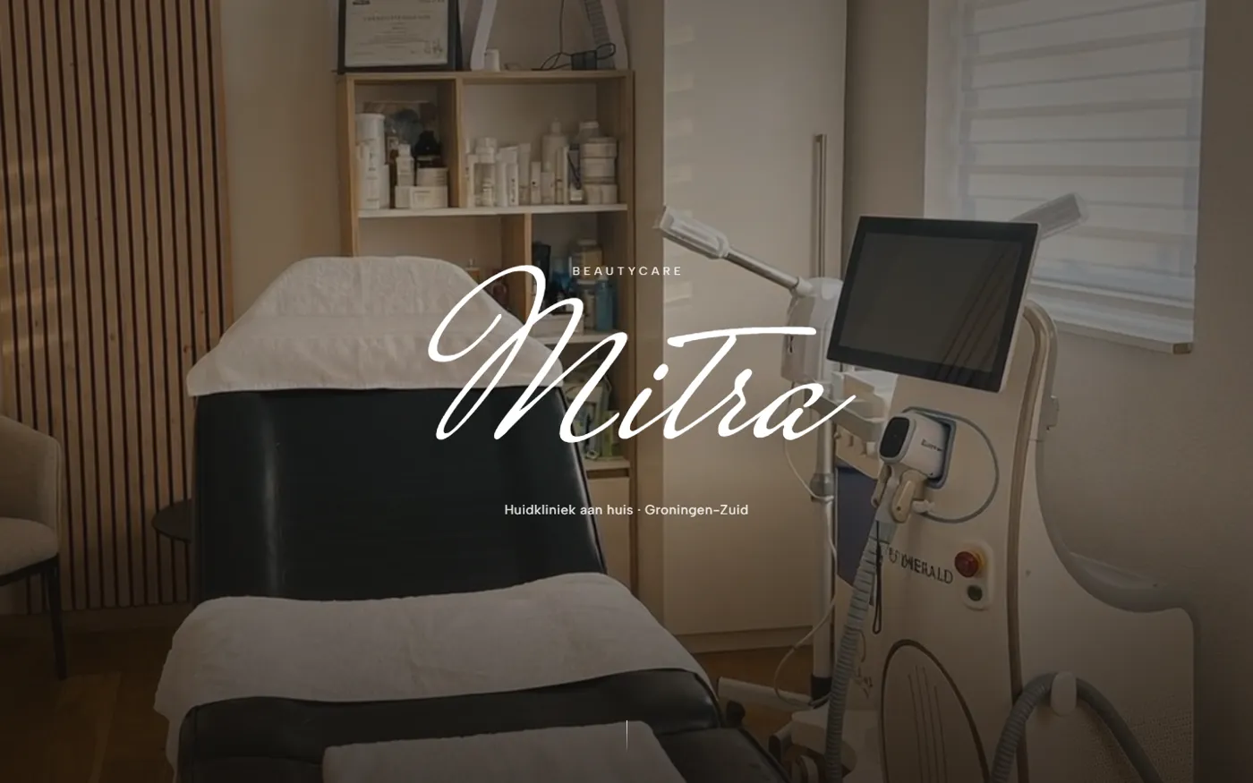 Hero De zwevende muur, video van de kamer met Mitra als handtekening